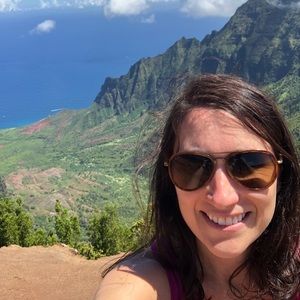 Meet your Posher, Brooke